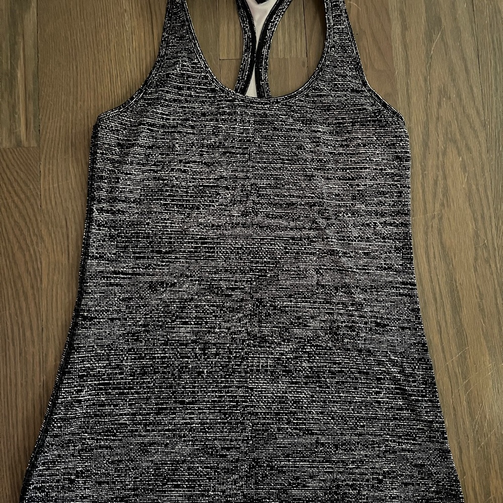 Black Lululemon racerback athletic tank top women’s size 10 No Size Tag